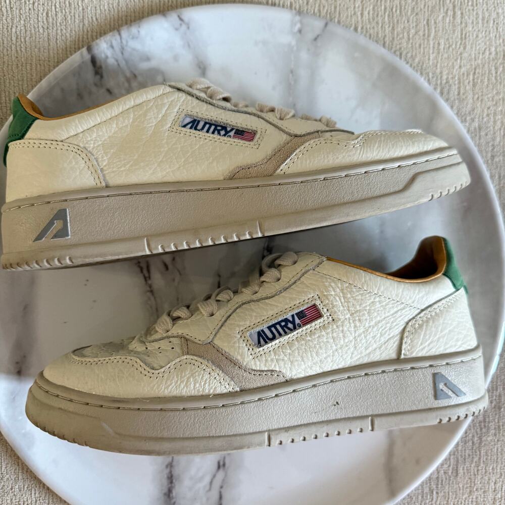Autry Medalist Leather Low Top Sneakers Shoes White Green Size 38 US 8
